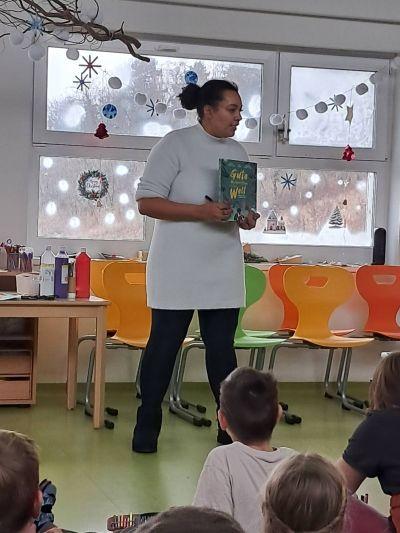 Foto von der Lesung mit Melanie Kandlbauer in der Volksschule Reisenberg am 25.11.2025