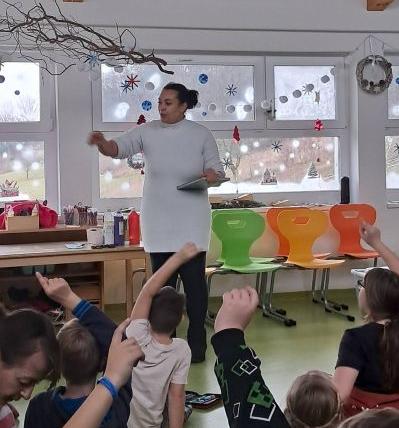 2. Foto von der Lesung mit Melanie Kandlbauer in der Volksschule Reisenberg am 25.11.2025